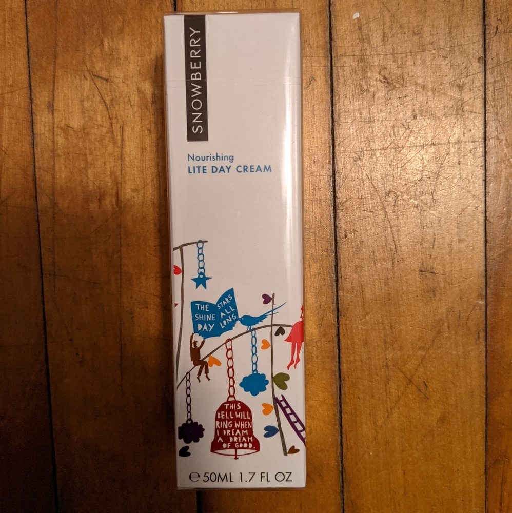 Snowberry Lite Day Cream